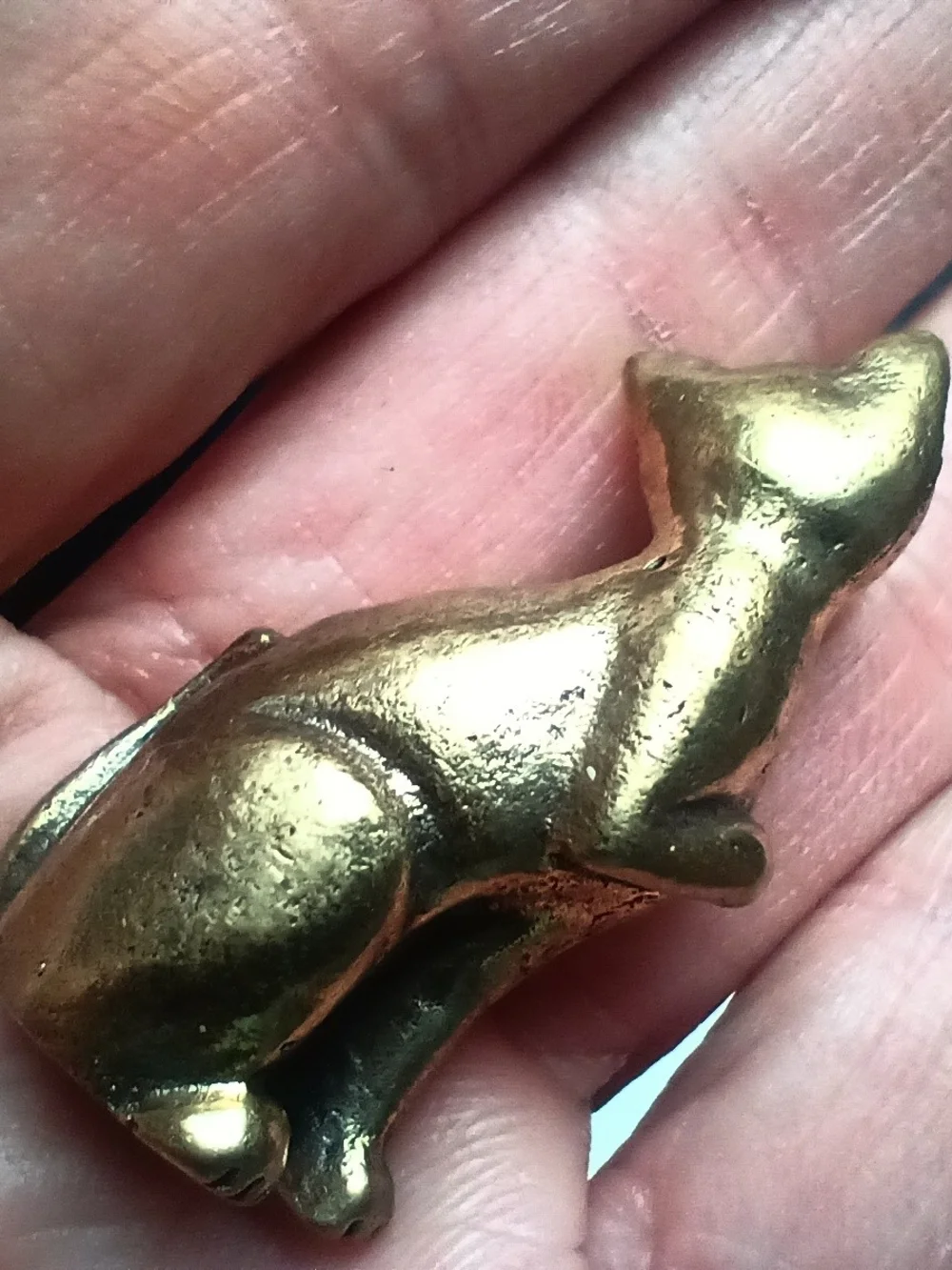 Gold Cat Figurine for Cats & Pet Lovers - statue 1.5